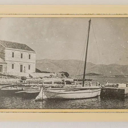 Oleander House 펜션