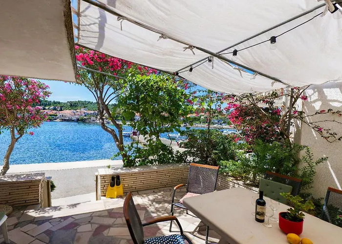 度假居 Oleander House *