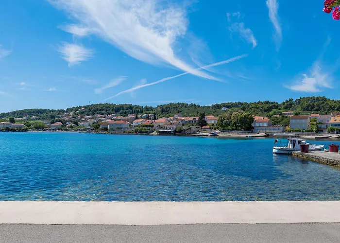 Oleander House 度假居 鲁巴达