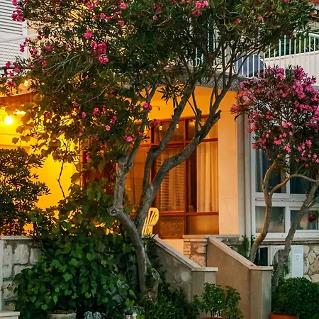 Vakantiehuis Oleander House