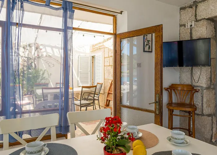 Oleander House Σπίτι διακοπών Λομπάρδα